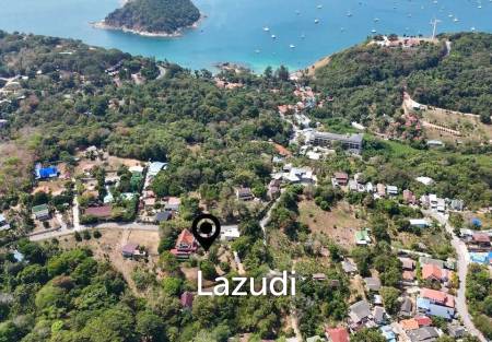 3.75 Rai Land with Spacious 3-Story Villa and Additional 3-Story House, Walking Distance to Yanui Beach