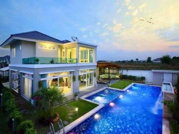 Luxurious Pool Villa for Sale