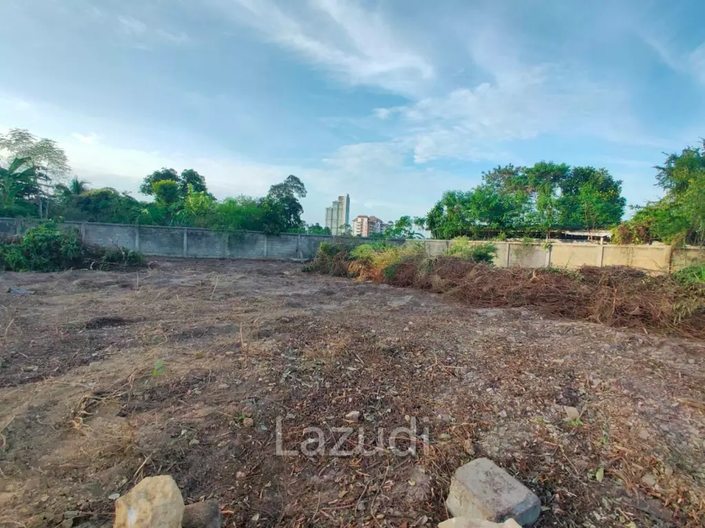 4136 SQ.M. Beautiful Plot Land in Bang Saray