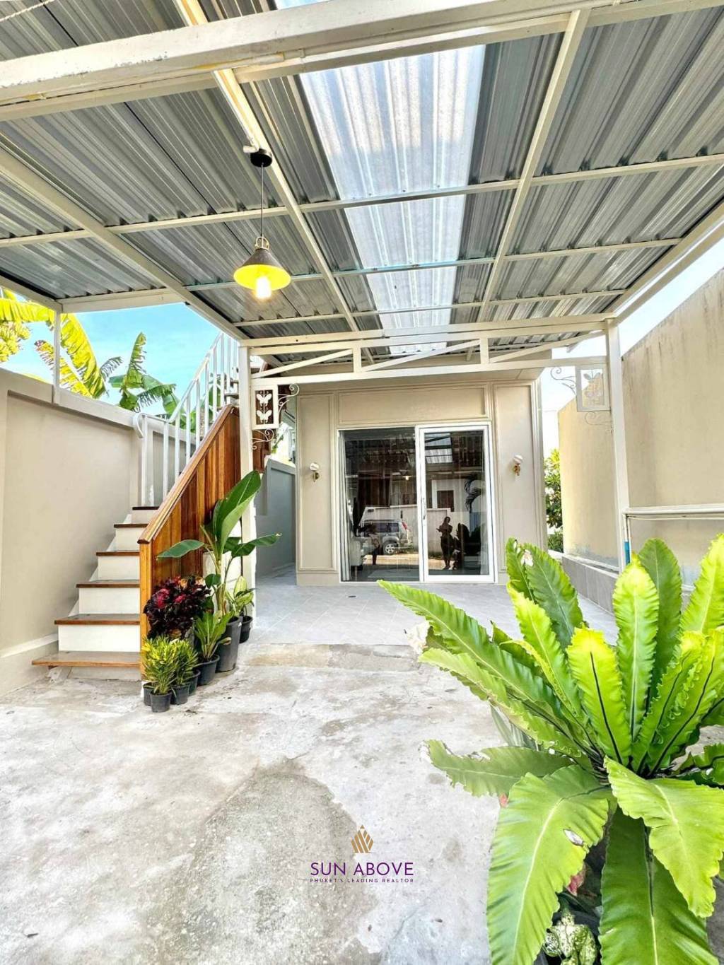 Affordable 3-Bedroom Townhouse in Saiyuan, Rawai Phuket