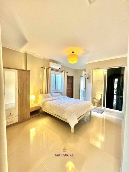 Affordable 3-Bedroom Townhouse in Saiyuan, Rawai Phuket