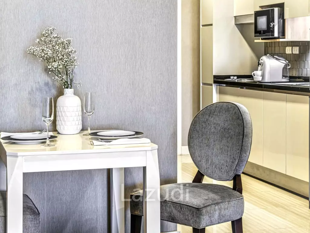 1 Bed 1 Bath 65 SQ.M Metropolis Suites Bangkok by Hilton