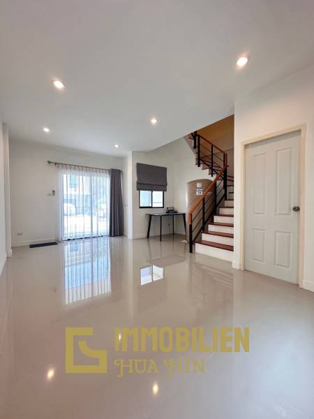 2 Storey 3 Bedroom Townhouse For Sale In Hua Hin