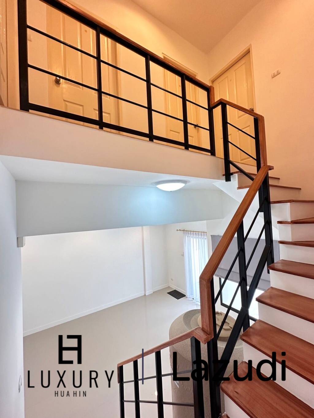 2 Storey 3 Bedroom Townhouse For Sale In Hua Hin