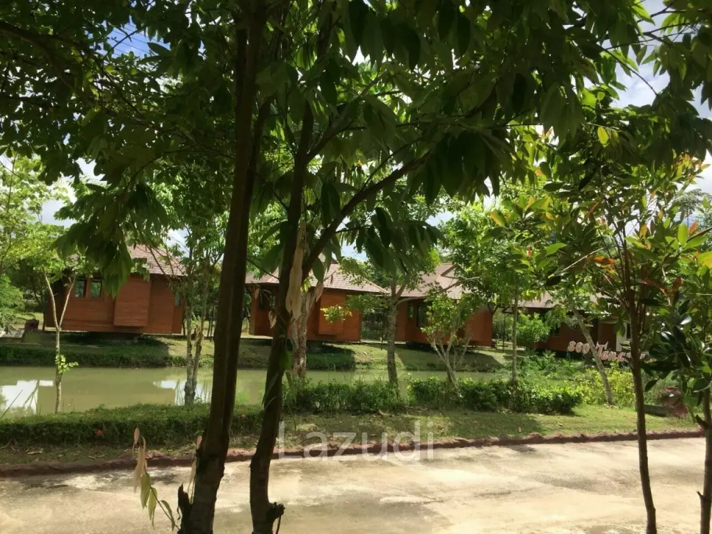 32 Villas Resort for Sale