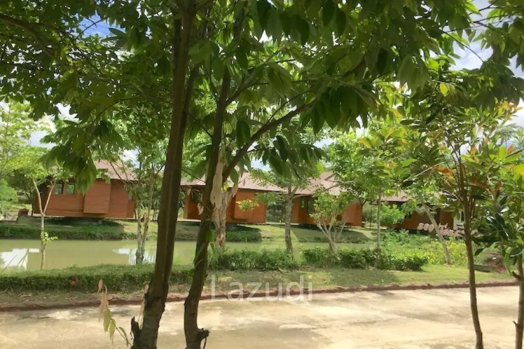 32 Villas Resort for Sale