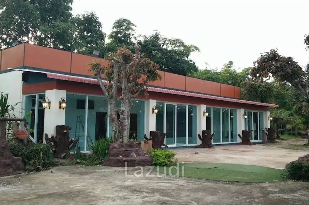 32 Villas Resort for Sale