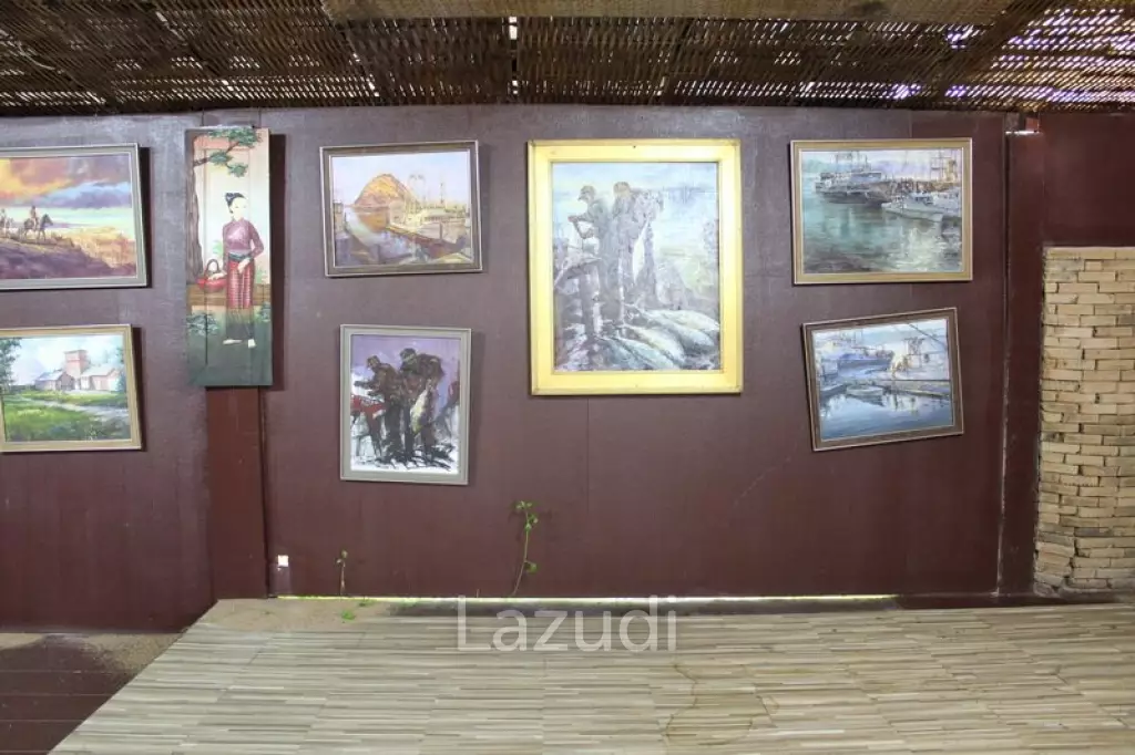 32 Villas Resort for Sale