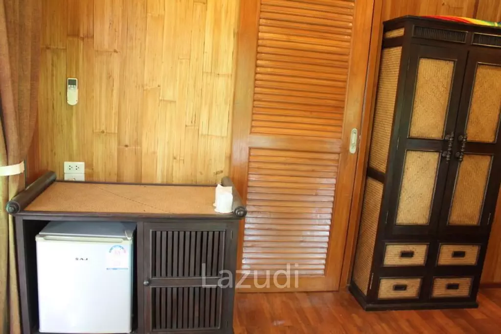 32 Villas Resort for Sale