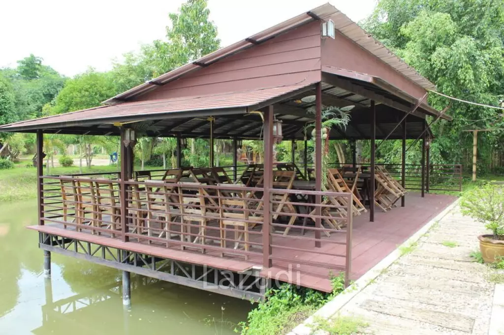32 Villas Resort for Sale