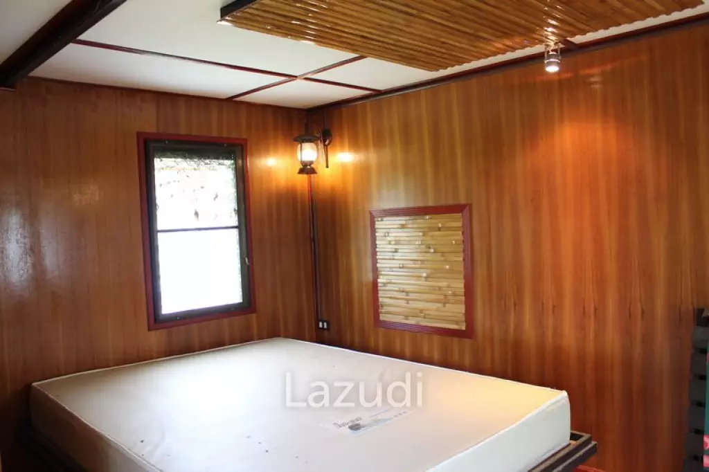 32 Villas Resort for Sale
