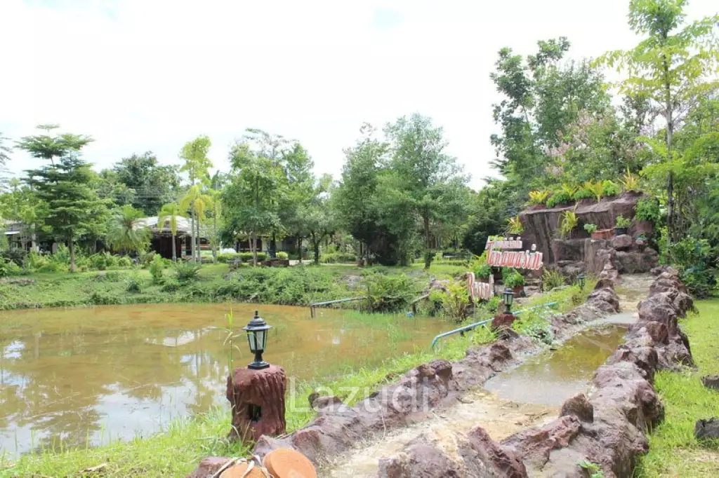 32 Villas Resort for Sale