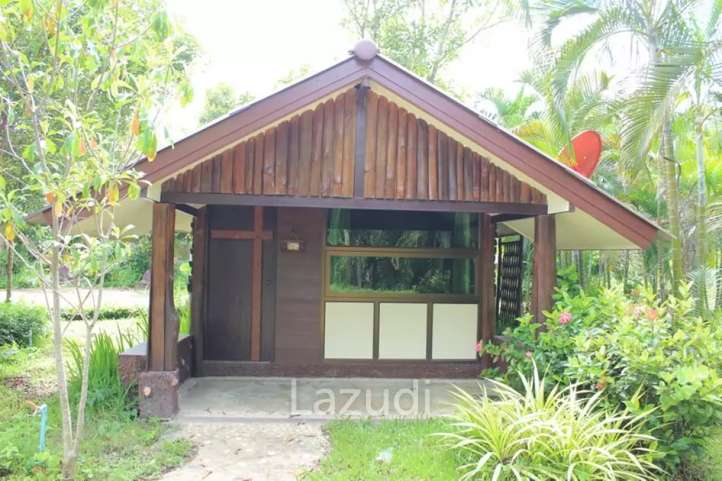 32 Villas Resort for Sale