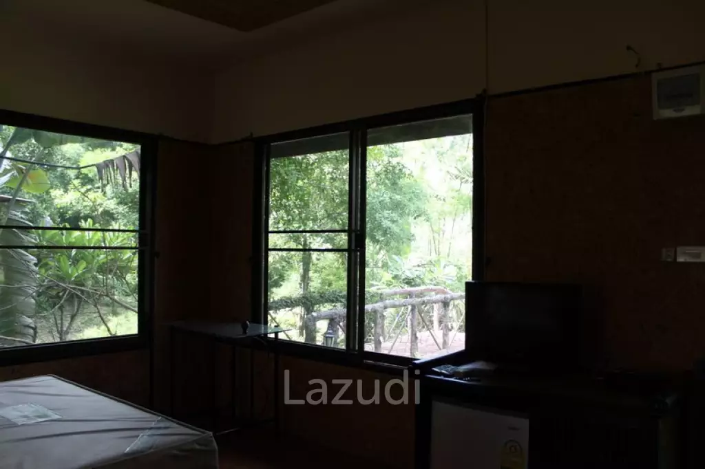 32 Villas Resort for Sale
