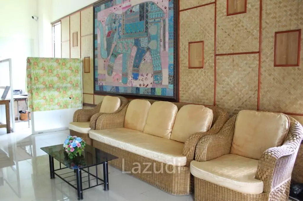 32 Villas Resort for Sale