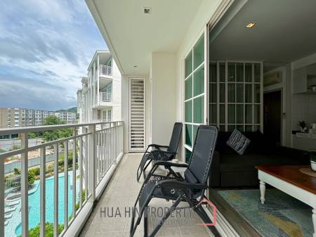 Summer Condo : 1 Bedroom Condo With Pool View