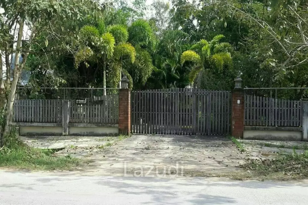 4 Bedrooms House on 3 Rai for Sale