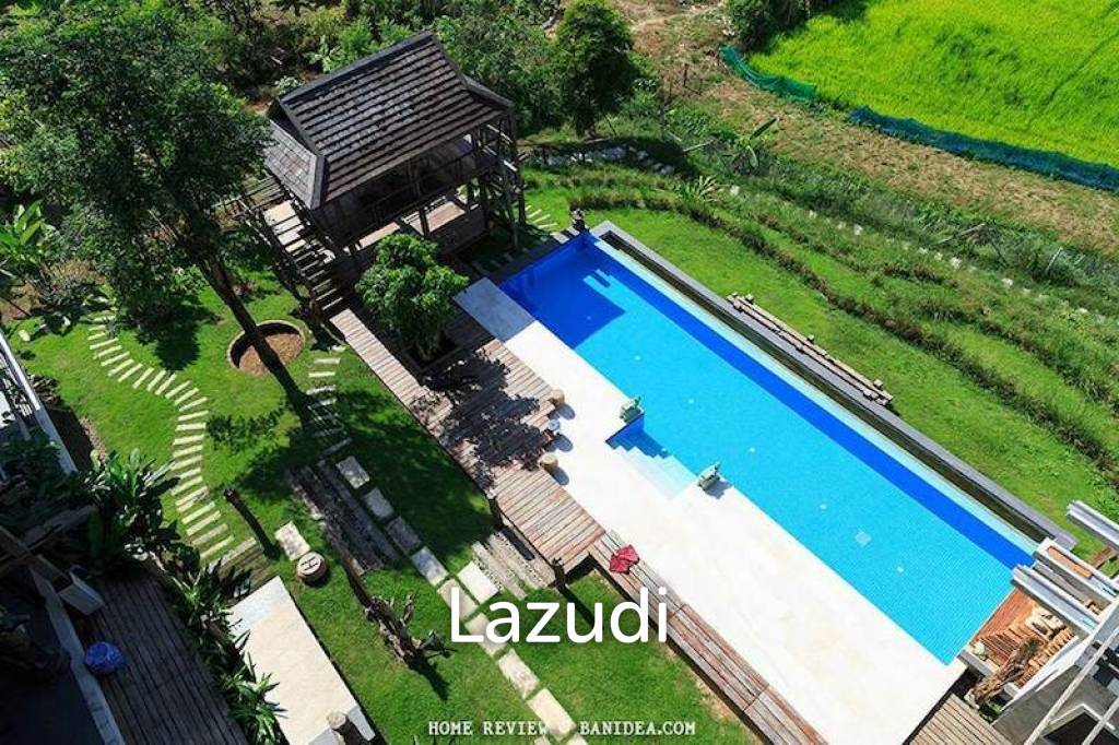 Luxury 4 Bedroom House with Infinity Pool
