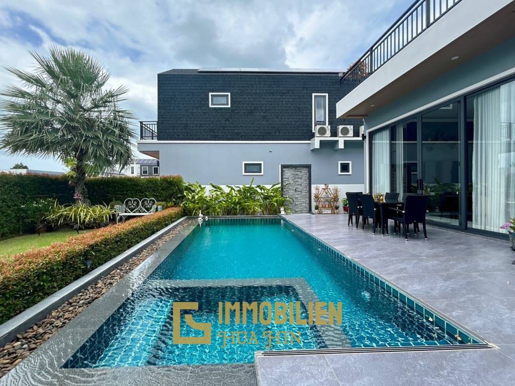 Narada Pool Villas: 2-Story Luxury pool villa