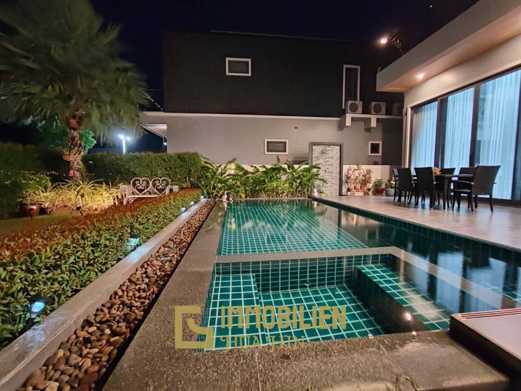 Narada Pool Villas: 2-Story Luxury pool villa