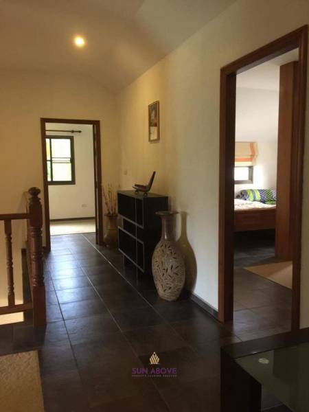 Spacious 5-Bedroom Villa For Sale In Kathu