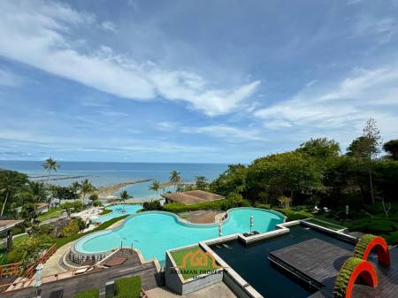 2-Bed Beachfront Condo, Foreign Freehold Ownership