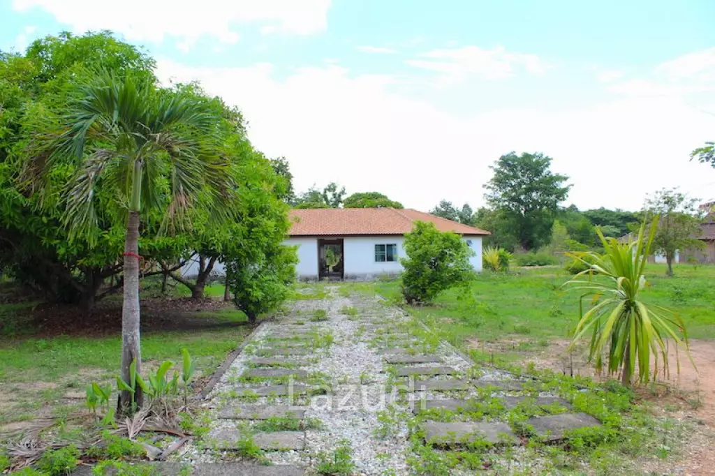 Resort on 17 Rai for Sale