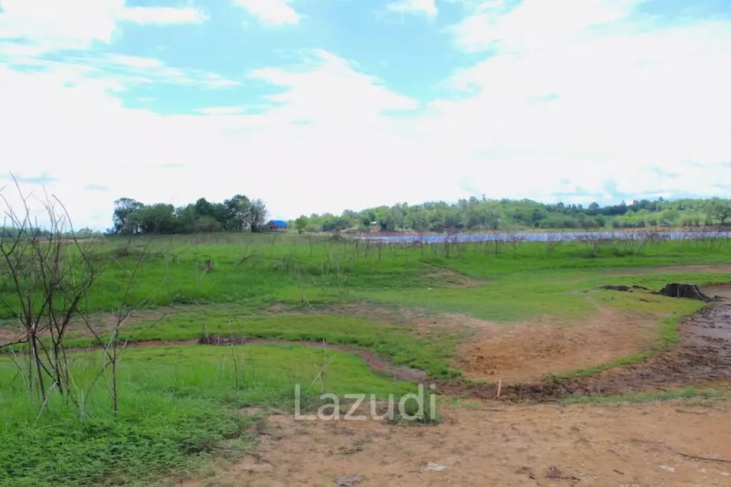 Resort on 17 Rai for Sale