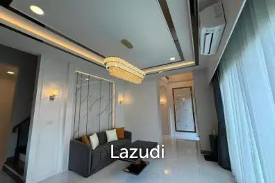 Ultra Luxury Home Office for Sales and Rent in Bangna