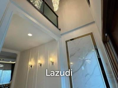 Ultra Luxury Home Office for Sales and Rent in Bangna