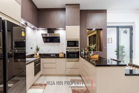 3 Beds 4 Baths 430 SQ.M Narada Villas Phase 2