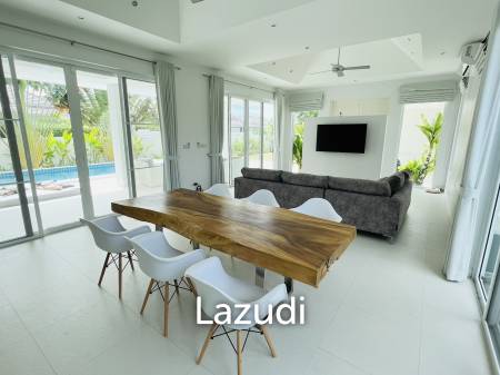 Woodlands: Freehold 4 Bedroom Pool Villa