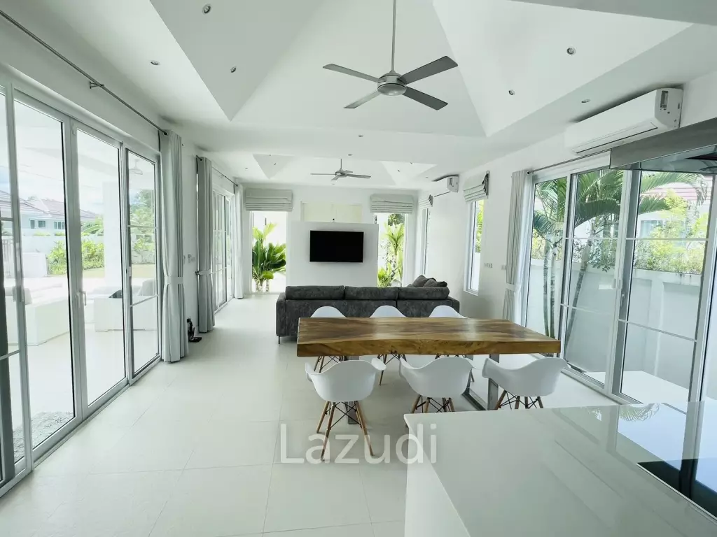 Woodlands: Freehold 4 Bedroom Pool Villa