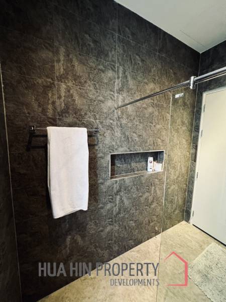 Woodlands: Freehold 4 Bedroom Pool Villa