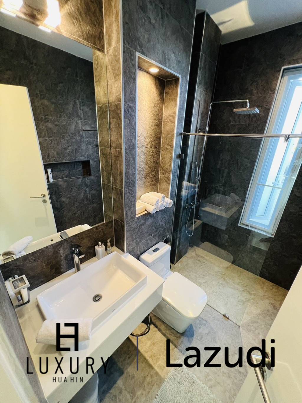 741 metro cuadrado 4 ` 3 Baño Villa de Venta