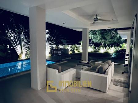 Woodlands: Freehold 4 Bedroom Pool Villa