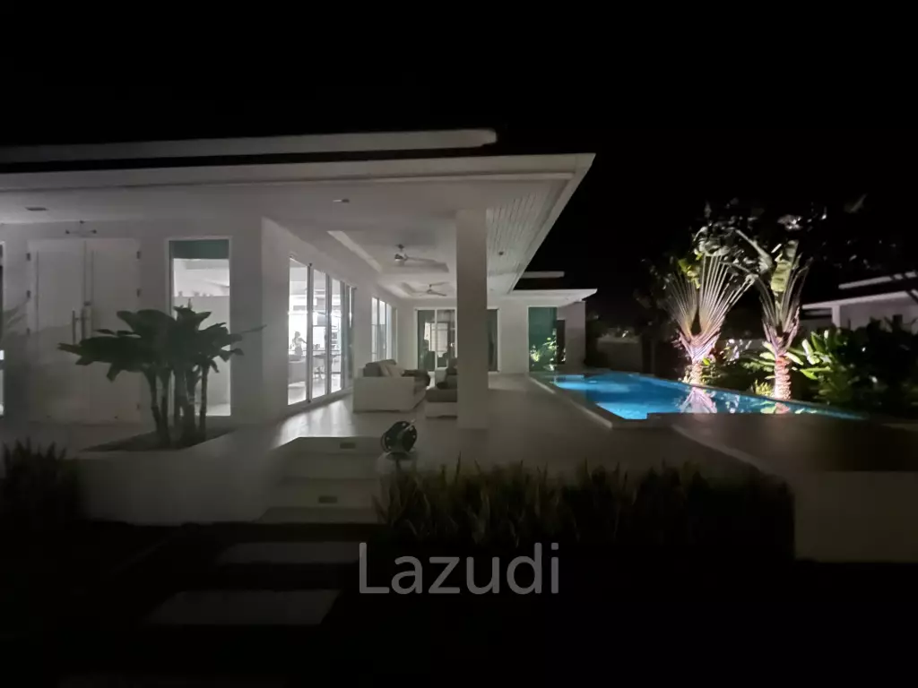 Woodlands: Freehold 4 Bedroom Pool Villa