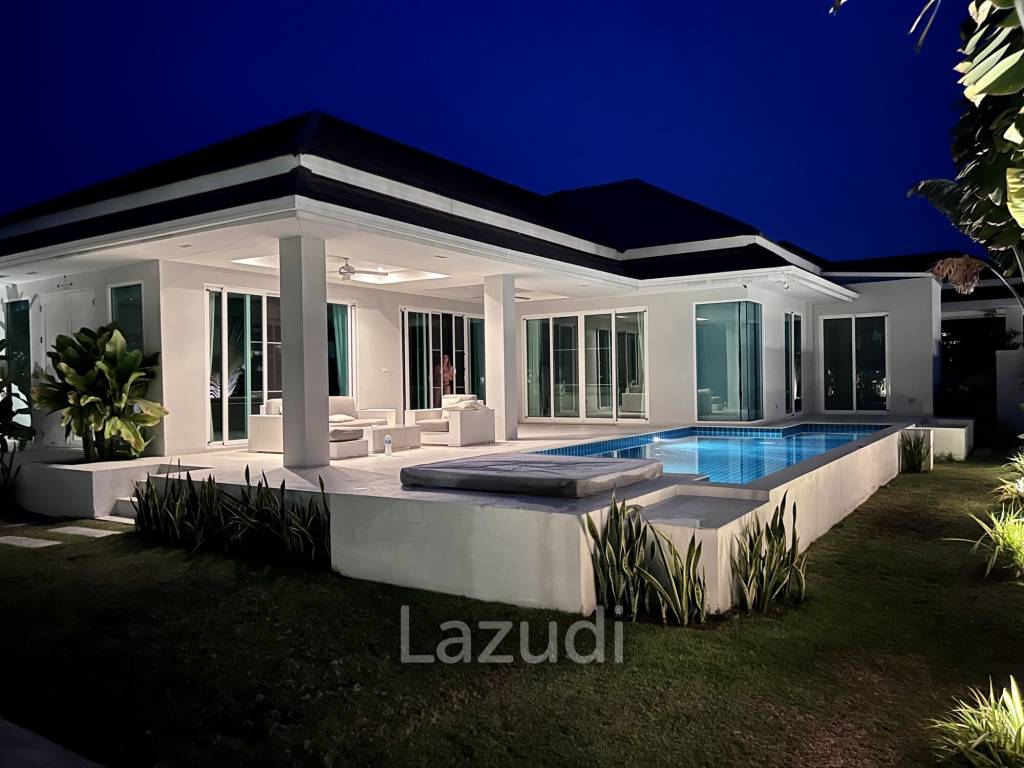 Woodlands: Freehold 4 Bedroom Pool Villa