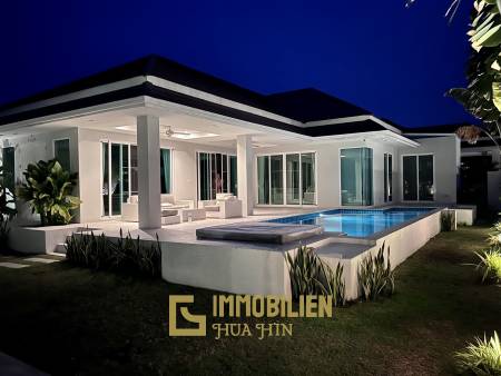 Woodlands: Freehold 4 Bedroom Pool Villa