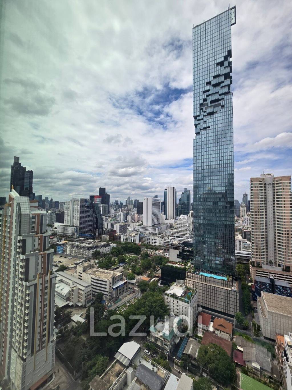 2 Beds 3 Baths 239.11 SQ.M. Tait 12