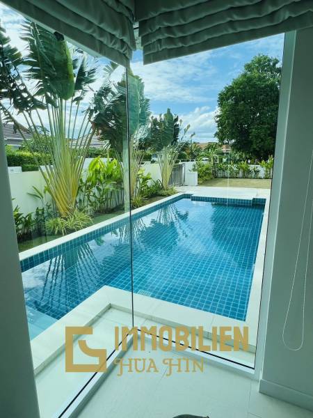 Woodlands: Freehold 4 Bedroom Pool Villa