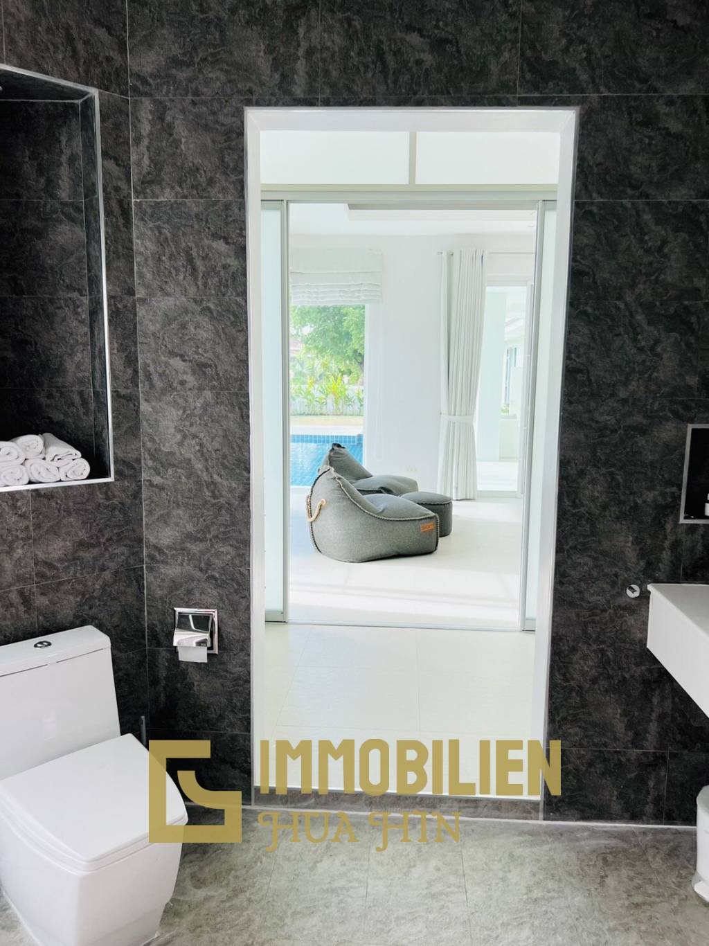 Woodlands: 4 Schlafzimmer Pool Villa