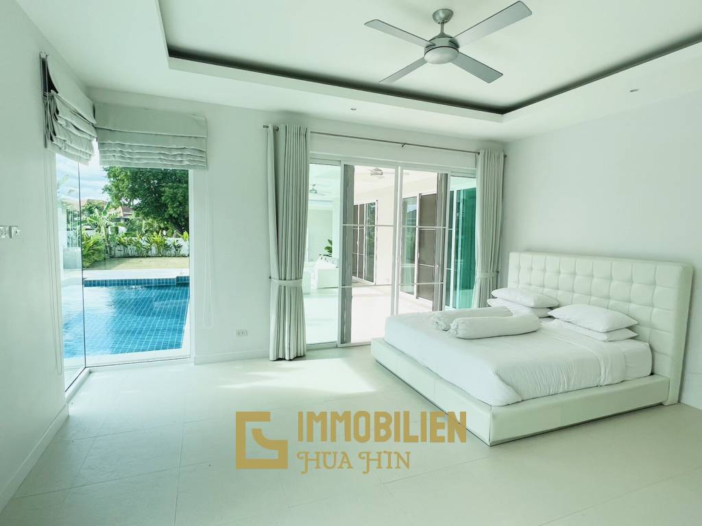 Woodlands: 4 Schlafzimmer Pool Villa