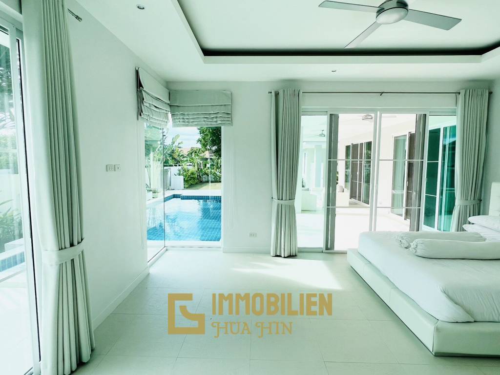 Woodlands: Freehold 4 Bedroom Pool Villa