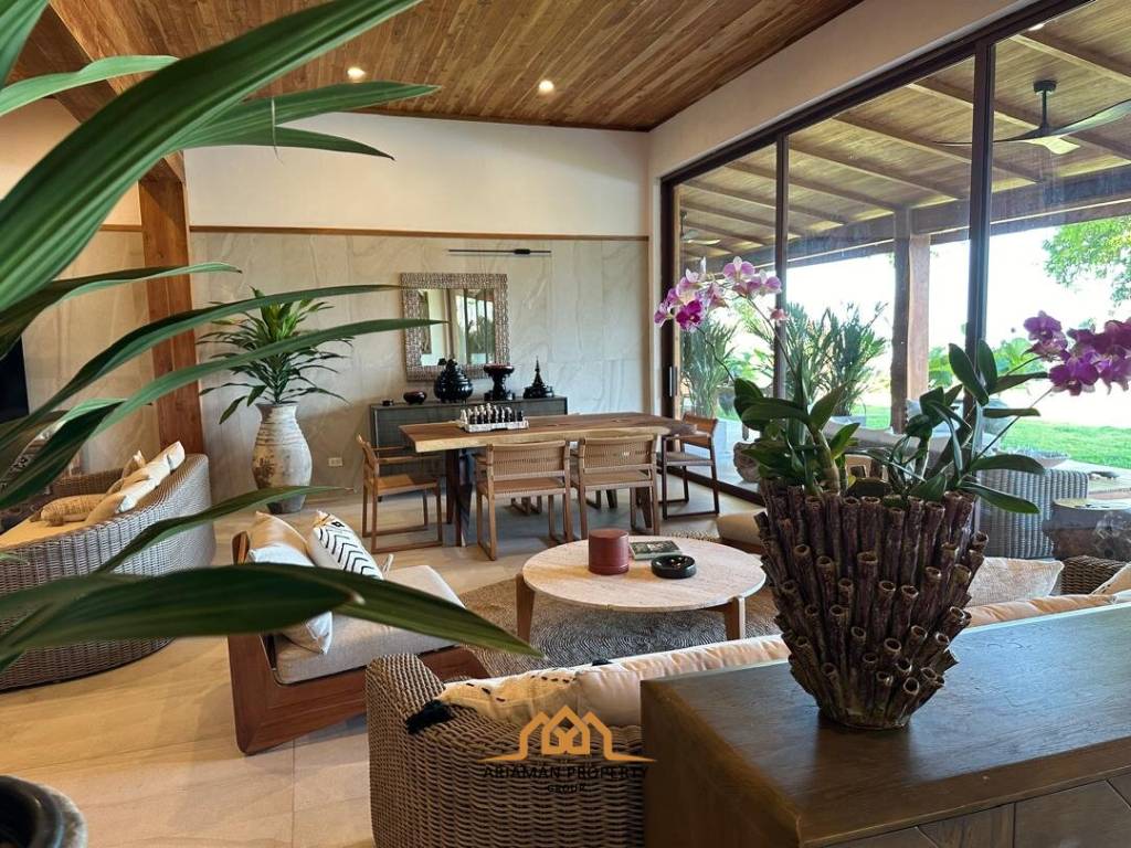 Incredible 10-Bedroom Teak Wood Villa in Chaweng