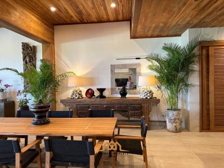 Incredible 10-Bedroom Teak Wood Villa in Chaweng