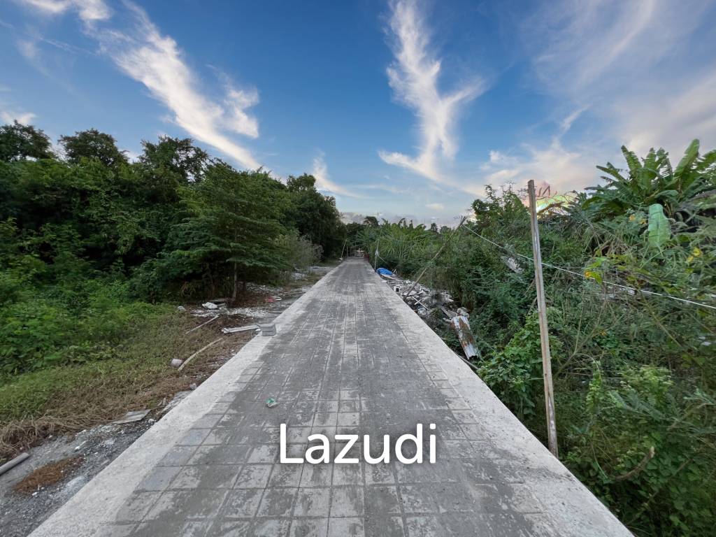 RARE FREEHOLD LAND IN SEMINYAK MINUTES DRIVE FROM THE BEACH