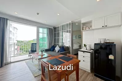 Summer Condo : 1 Bedroom Condo With Pool View