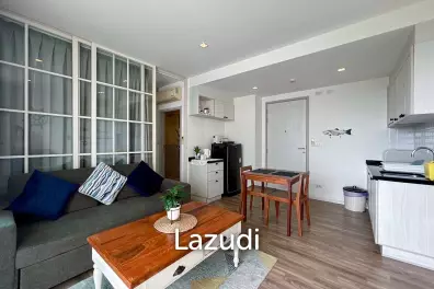 Summer Condo : 1 Bedroom Condo With Pool View