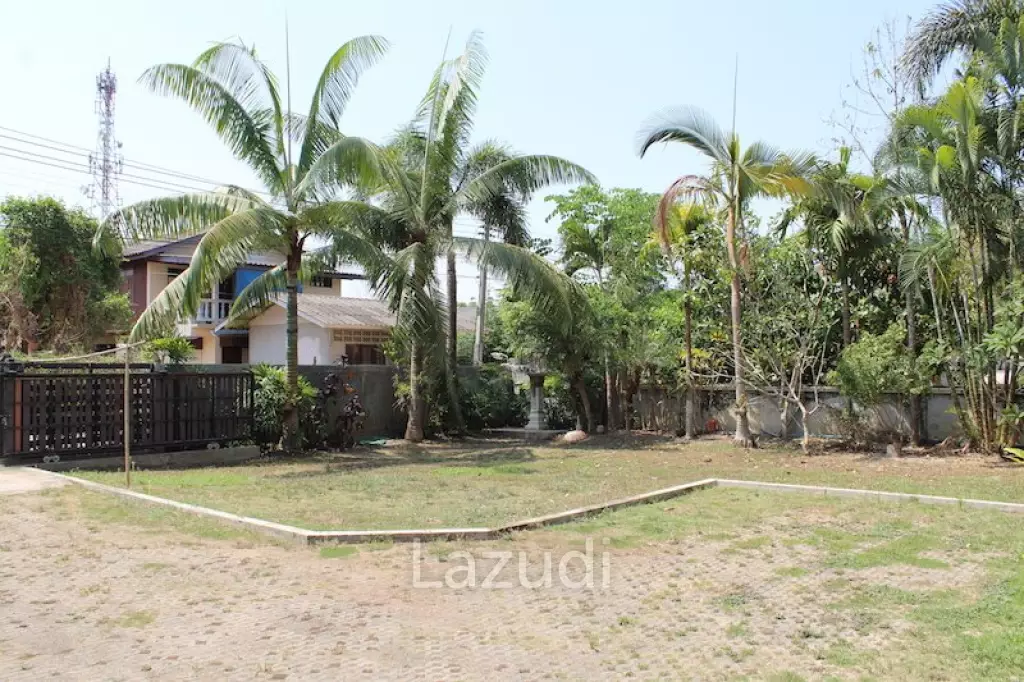 Charming House + Guest House for Sale